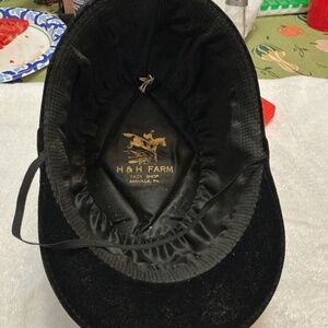 Riding hat